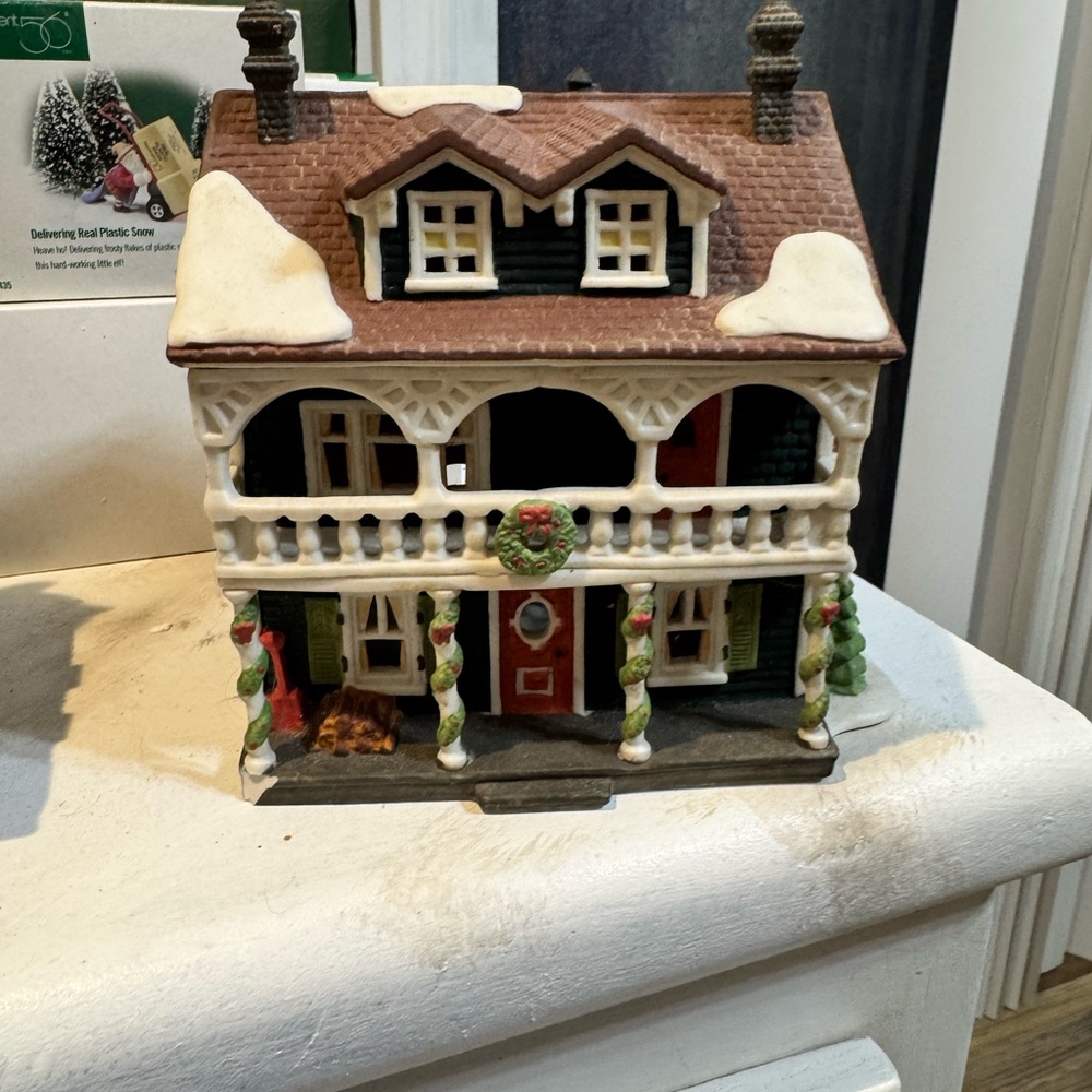 Dept 56 captains cottage